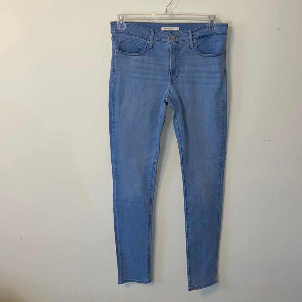 Levi’s Jeans